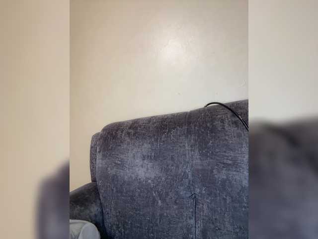 Curvy-maxy9 live cam on BongaCams