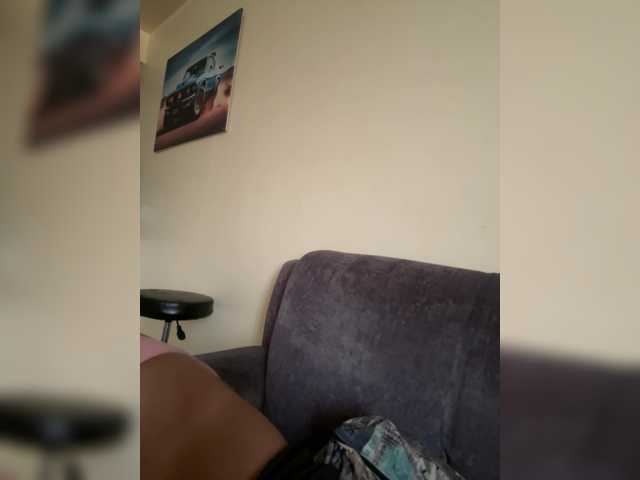 Curvy-maxy9 live cam on BongaCams