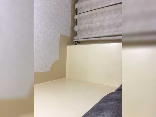 Curvy-maxy9 live cam on BongaCams