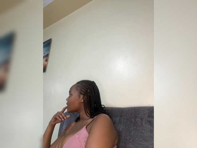 Curvy-maxy9