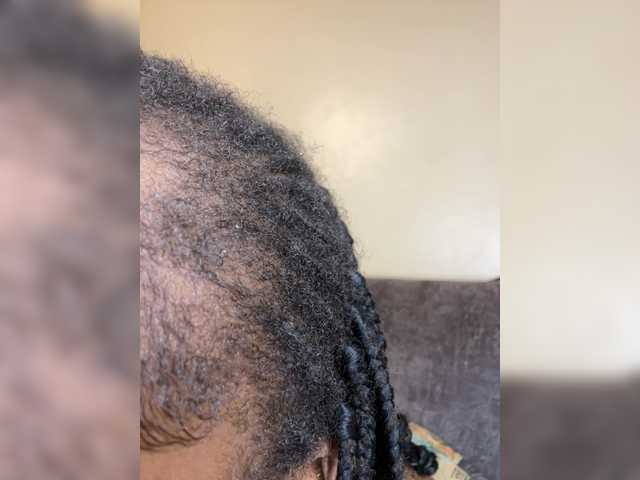 Curvy-maxy9 live cam on BongaCams