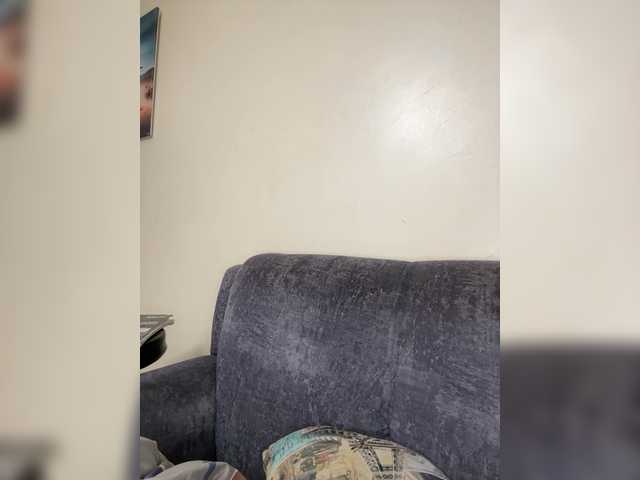 Curvy-maxy9 live cam on BongaCams