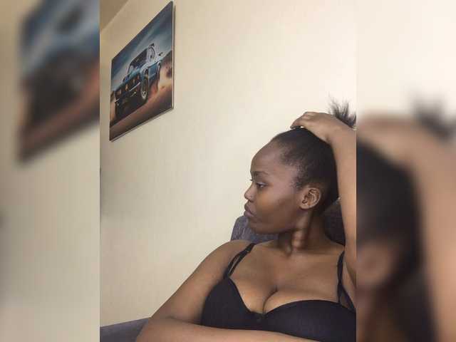 Busty-princess1