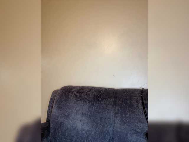 Curvy-maxy9 live cam on BongaCams