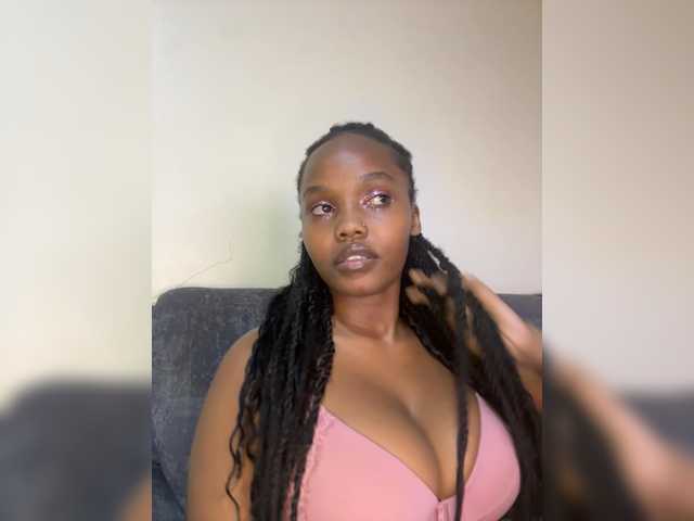 Curvy-maxy9