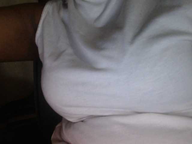 Curvy-maxy9