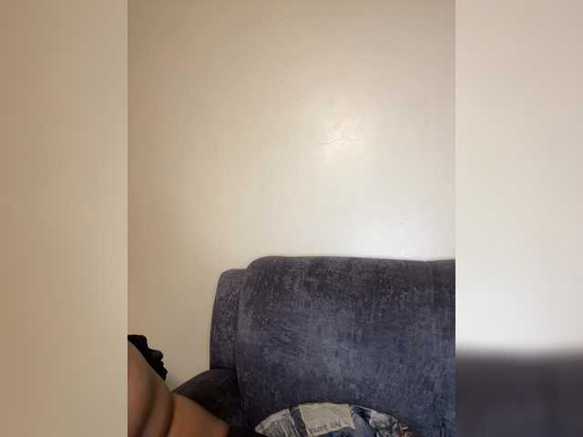 Curvy-maxy9 live cam on BongaCams