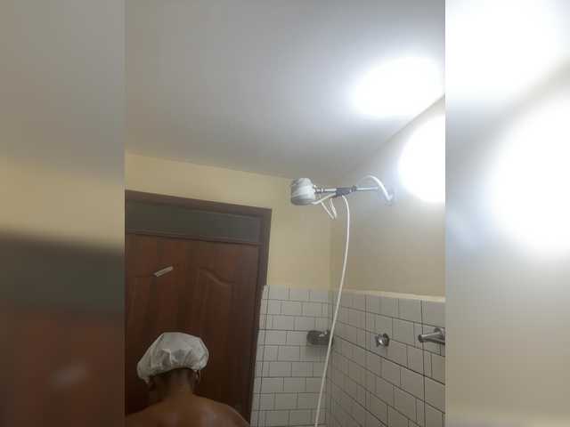 Curvy-maxy9 live cam on BongaCams