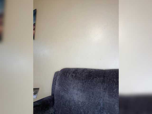 Curvy-maxy9 live cam on BongaCams