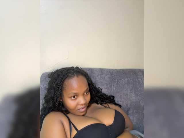 Busty-Princess1