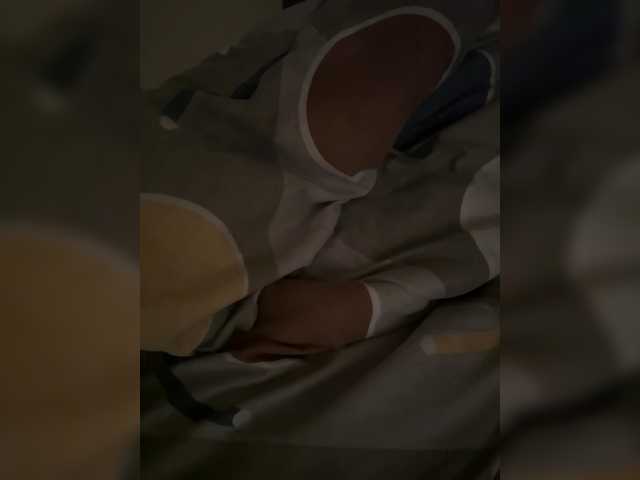 Curvy-maxy9 live cam on BongaCams