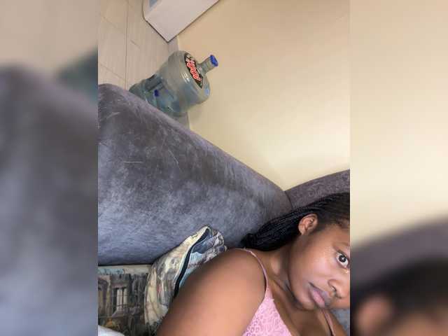 Curvy-maxy9