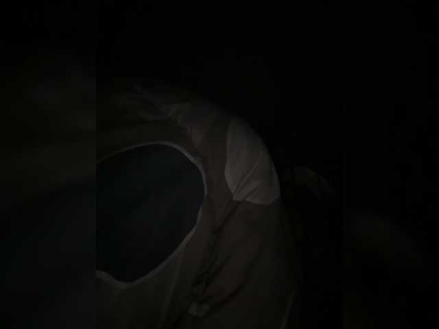 Curvy-maxy9 live cam on BongaCams