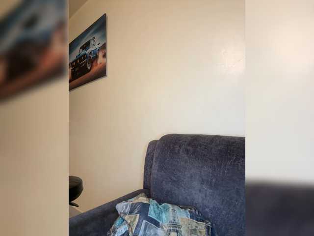 Curvy-maxy9 live cam on BongaCams