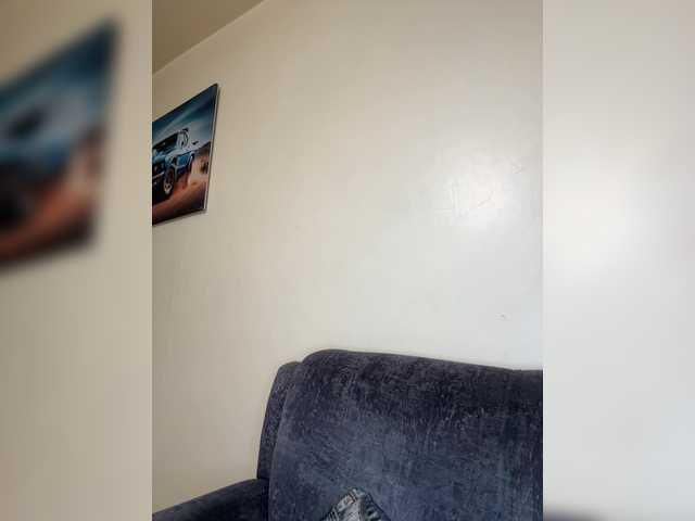 Curvy-maxy9 live cam on BongaCams