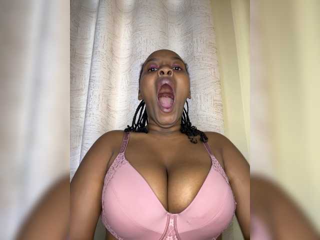 Preview of busty-princess1