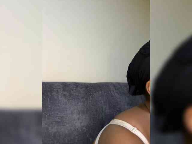 Curvy-maxy9
