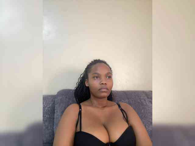 Curvy-maxy9 Curvy-maxy9