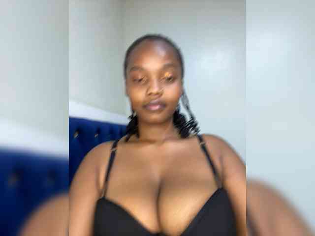 Belle-Busty1 webcam