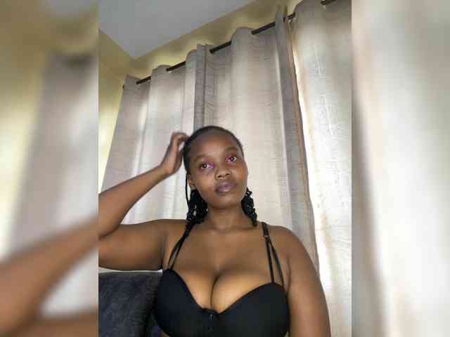 Curvy-maxy9 Curvy-maxy9