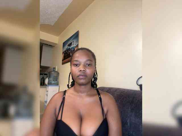 Belle-Busty1 webcam
