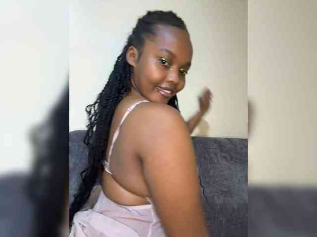 Curvy-maxy9 Curvy-maxy9