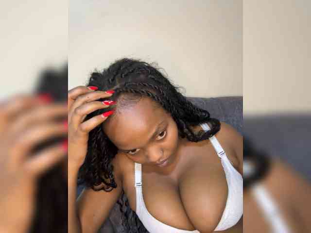 Busty-Princess1 webcam