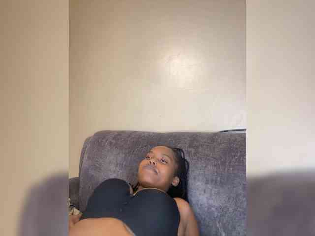 Curvy-maxy9 Curvy-maxy9