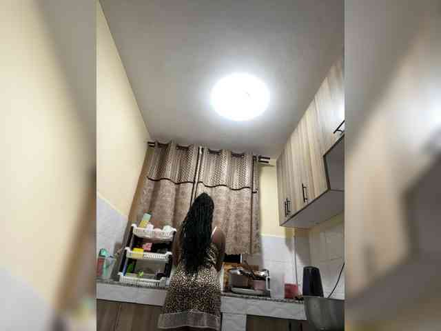Curvy-maxy9