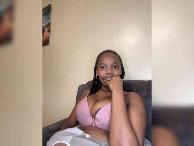 Busty-Princess1 webcam