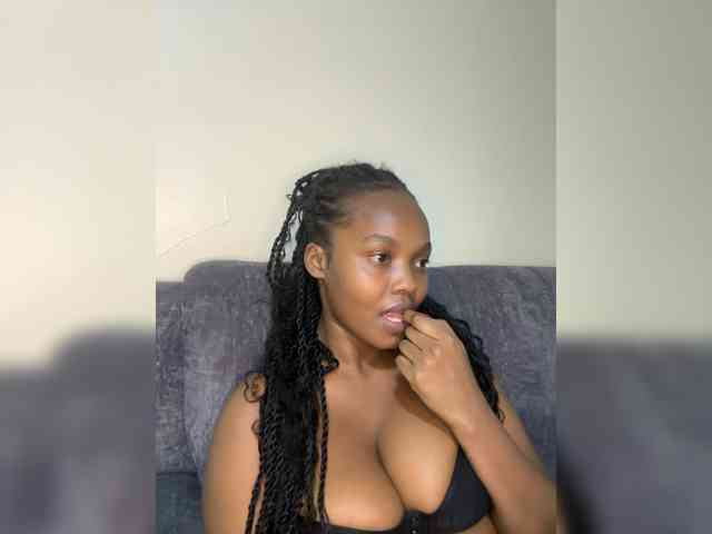 Busty-Princess1 webcam