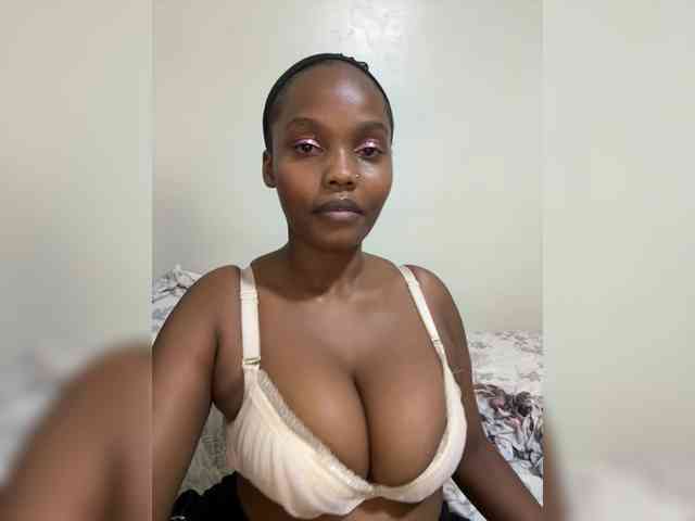 Busty-Princess1 webcam