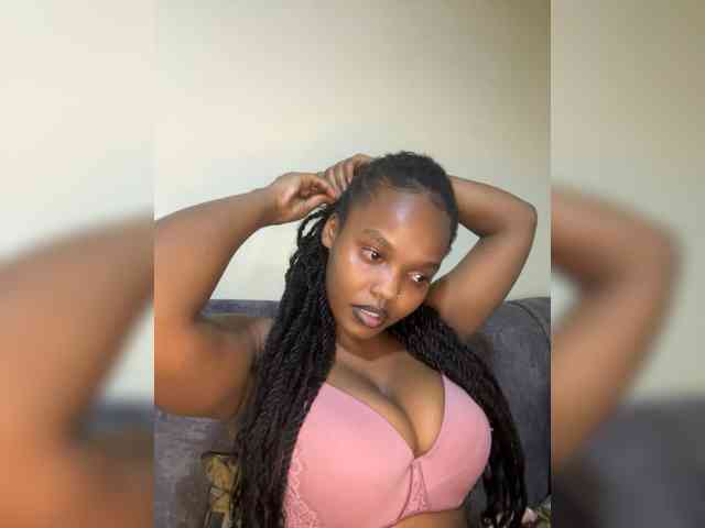 Busty-Princess1 webcam