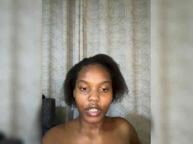 Busty-Princess1 webcam