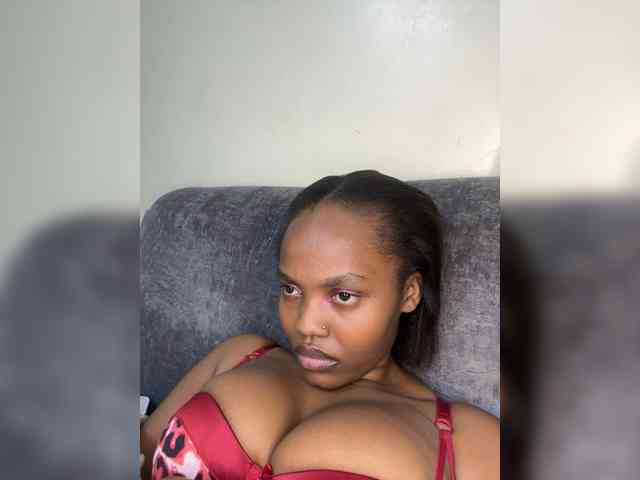 Busty-Princess1 webcam