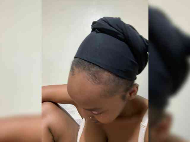 Busty-Princess1 webcam