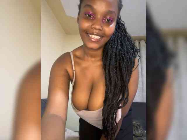 Curvy-maxy9 Curvy-maxy9