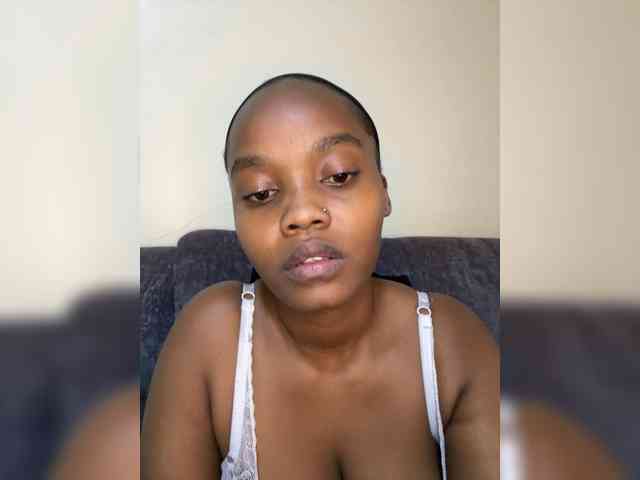 Busty-Princess1 webcam