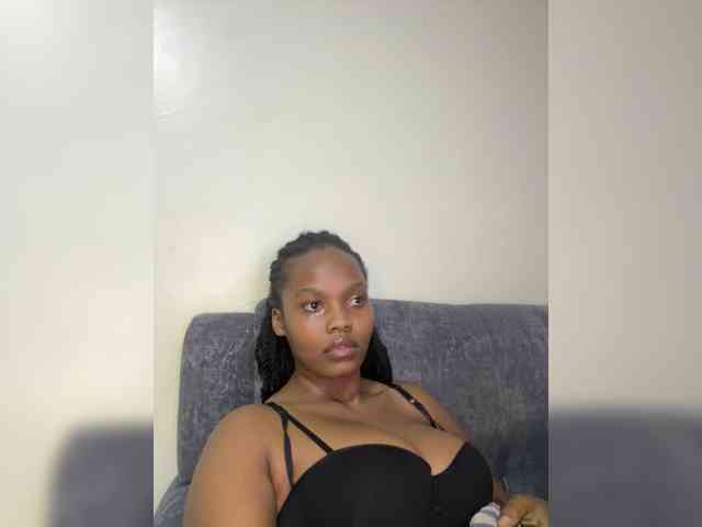 Busty-Princess1 webcam