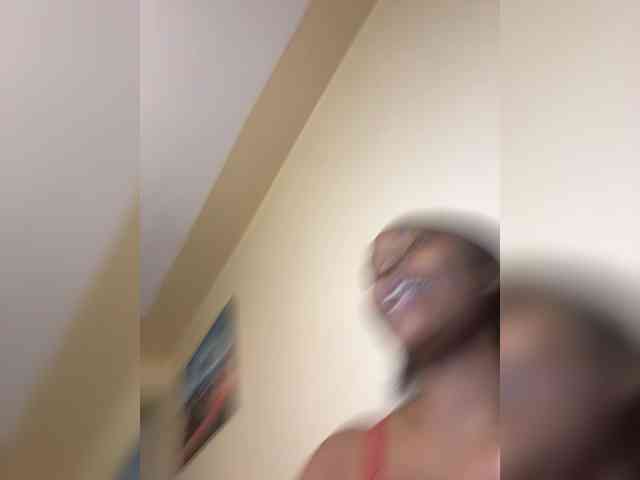 Busty-Princess1 webcam