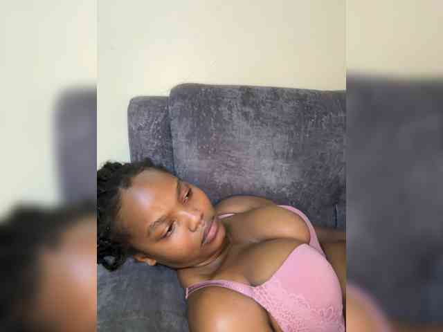 Busty-Princess1 webcam