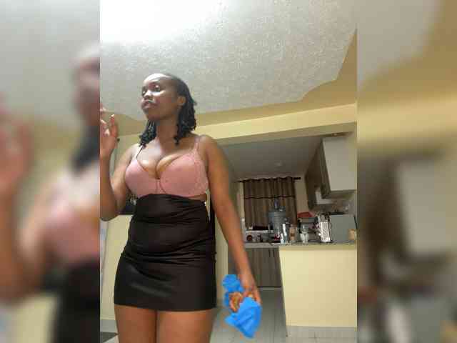 Busty-Princess1 webcam