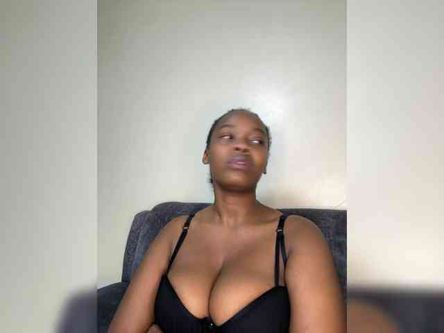 Busty-Princess1 webcam