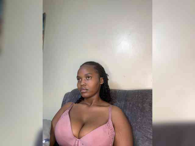Busty-Princess1 webcam