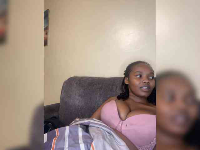 Busty-Princess1 webcam