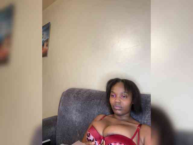 Busty-Princess1 webcam