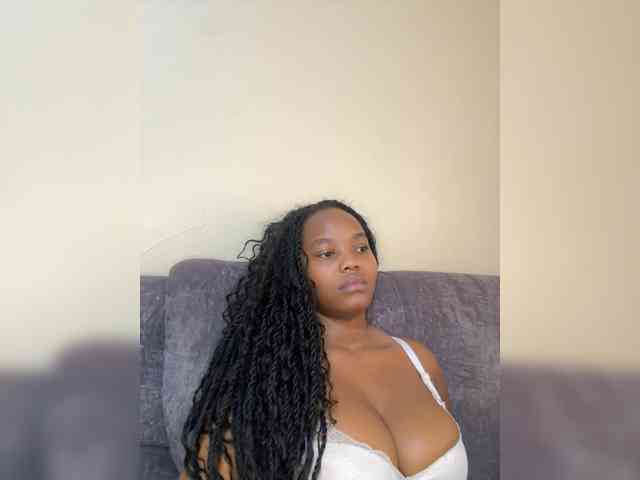 Busty-Princess1 webcam