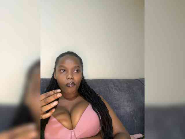 Busty-Princess1 webcam
