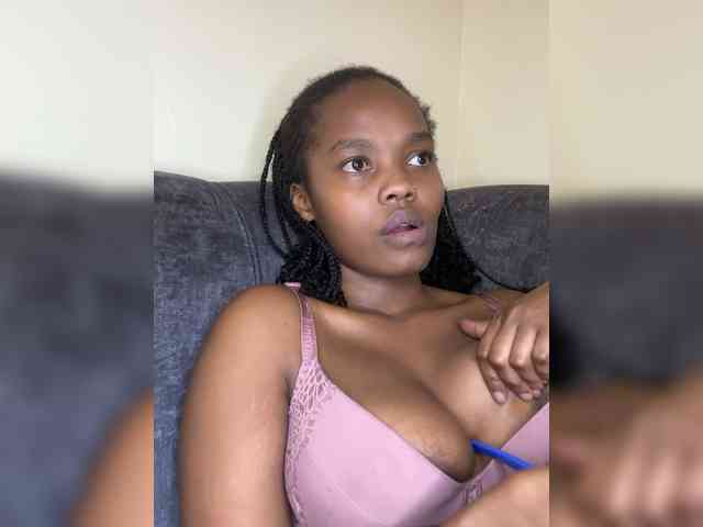 Busty-Princess1 webcam