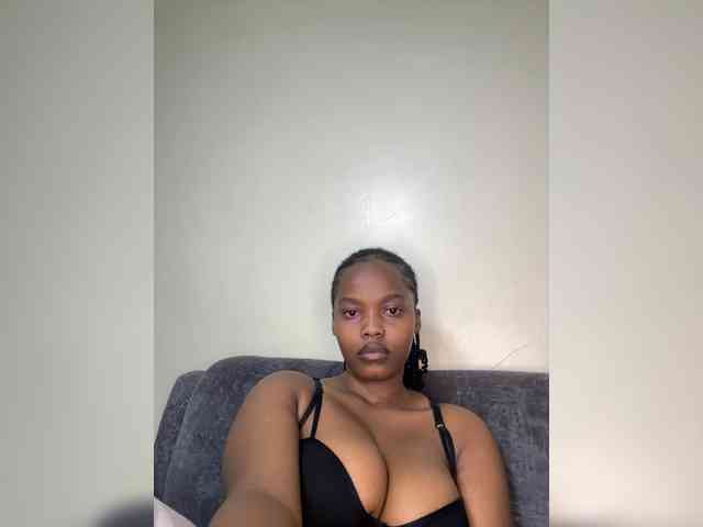 Busty-Princess1 webcam